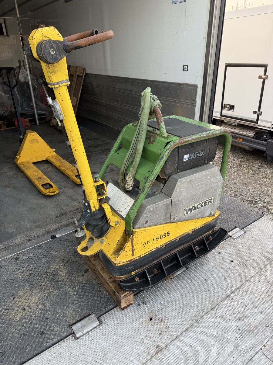 Wacker Neuson Tutte le macchine: Wacker Neuson DPU-6055 Rüttelplatte-Vibroplatte – Usato da Zürich venduto da DraganM. 8