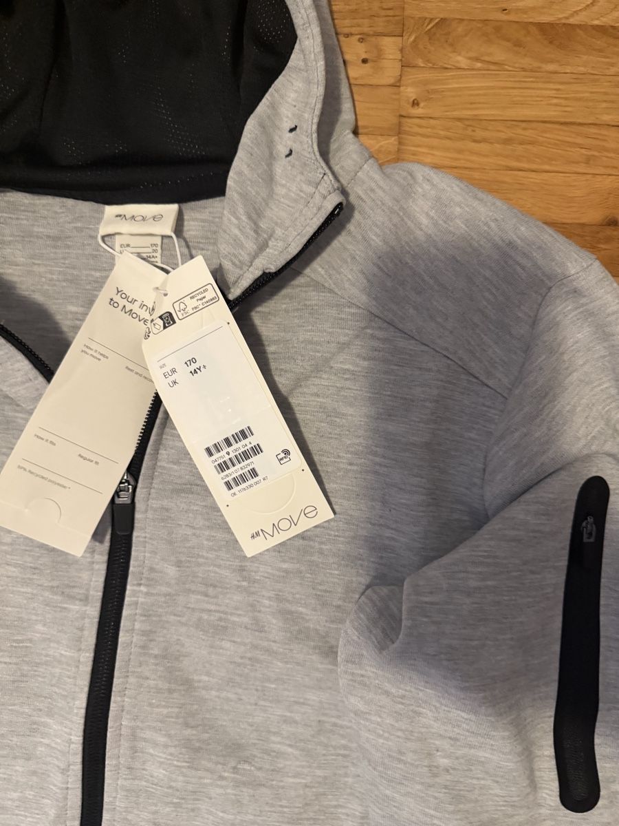 Giacche: Hooded Jacket Grey Size 170 with Tag – Nuovo e nell'imballaggio originale da Zuerich venduto da mjaudm 1