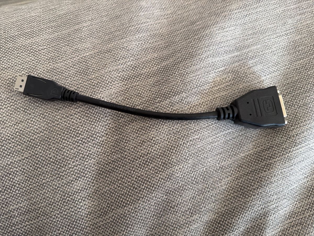 Laufwerke & Adapter: DisplayPort to DVI Adapter Cable - Essential for your PC! – Gebraucht aus Altstätten SG von ProPCH
