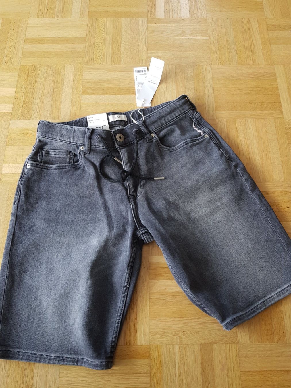 Jeans: Jeans/Shorts – Nuovo e nell'imballaggio originale da Horw venduto da Pfderi0