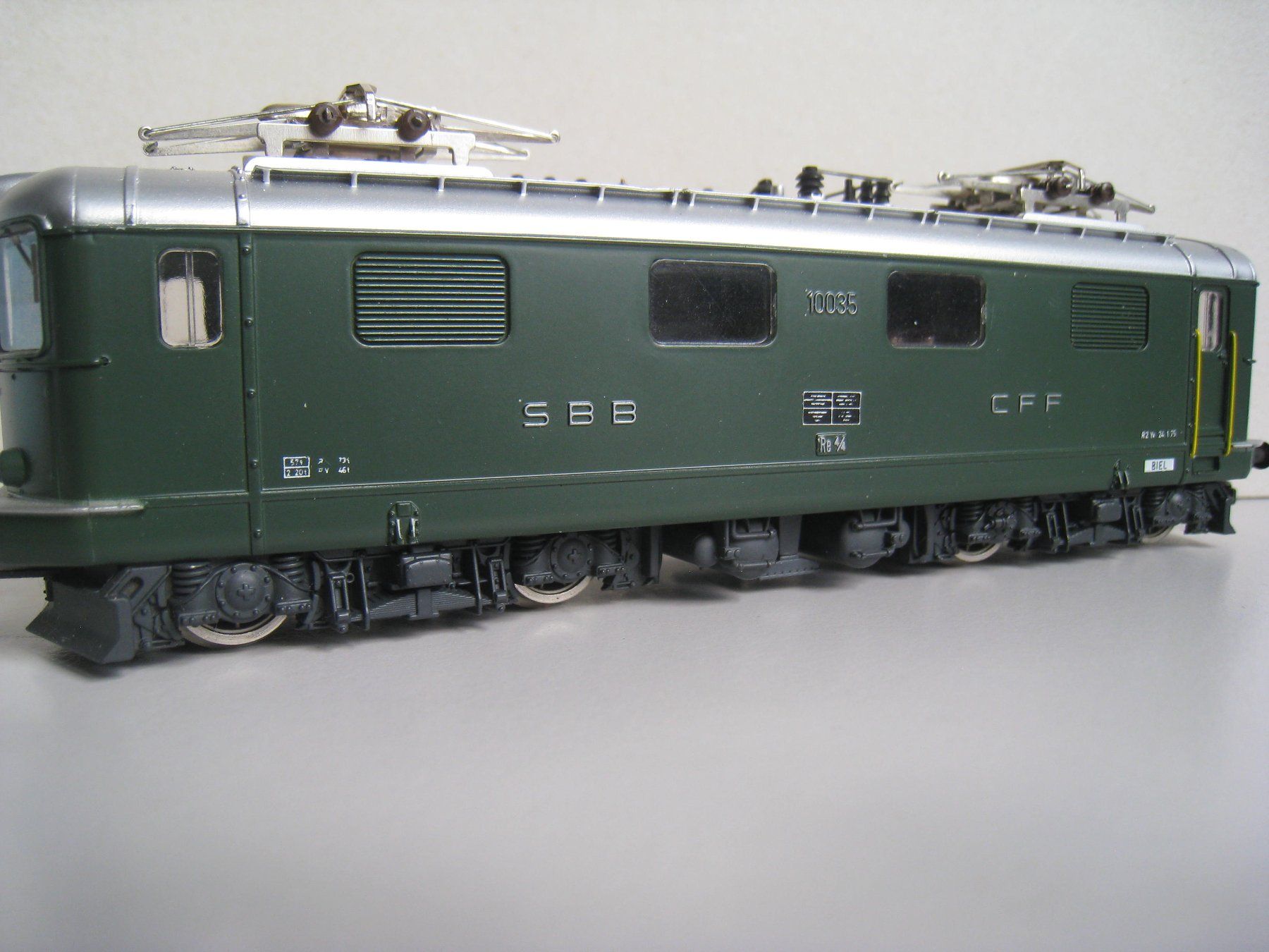 Hag Modellini di ferrovie: Hag SBB Re 4/4 I 10035 2 Panto 1.Version,  221 – Usato da Buchs ZH venduto da swiss-train 3