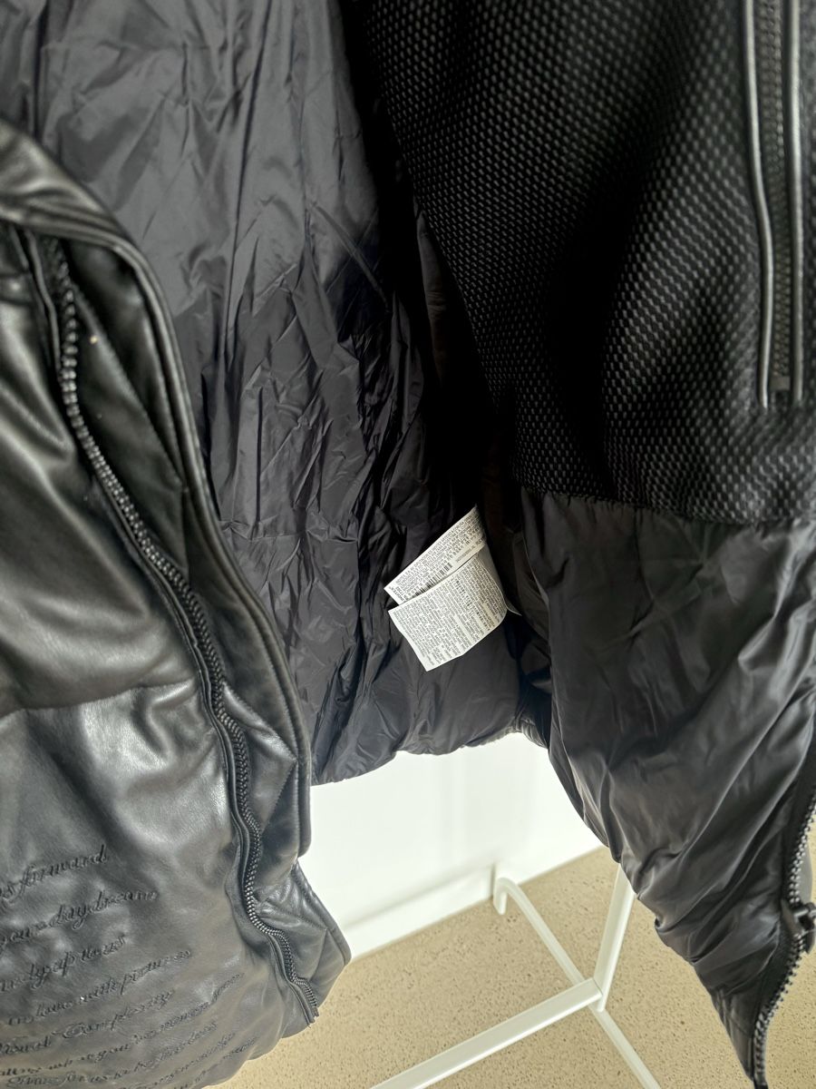 Zara Jacken: Zara faux leather black puffer Jacket – Neu und originalverpackt aus Zürich von di_archive 2
