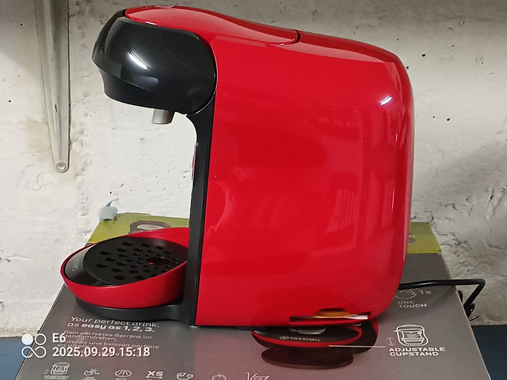 Bosch Macchine per caffè & Macchine per espresso: Neue Tassimo Kaffemaschine – Nuovo e nell'imballaggio originale da Zürich venduto da Mitzi6 2
