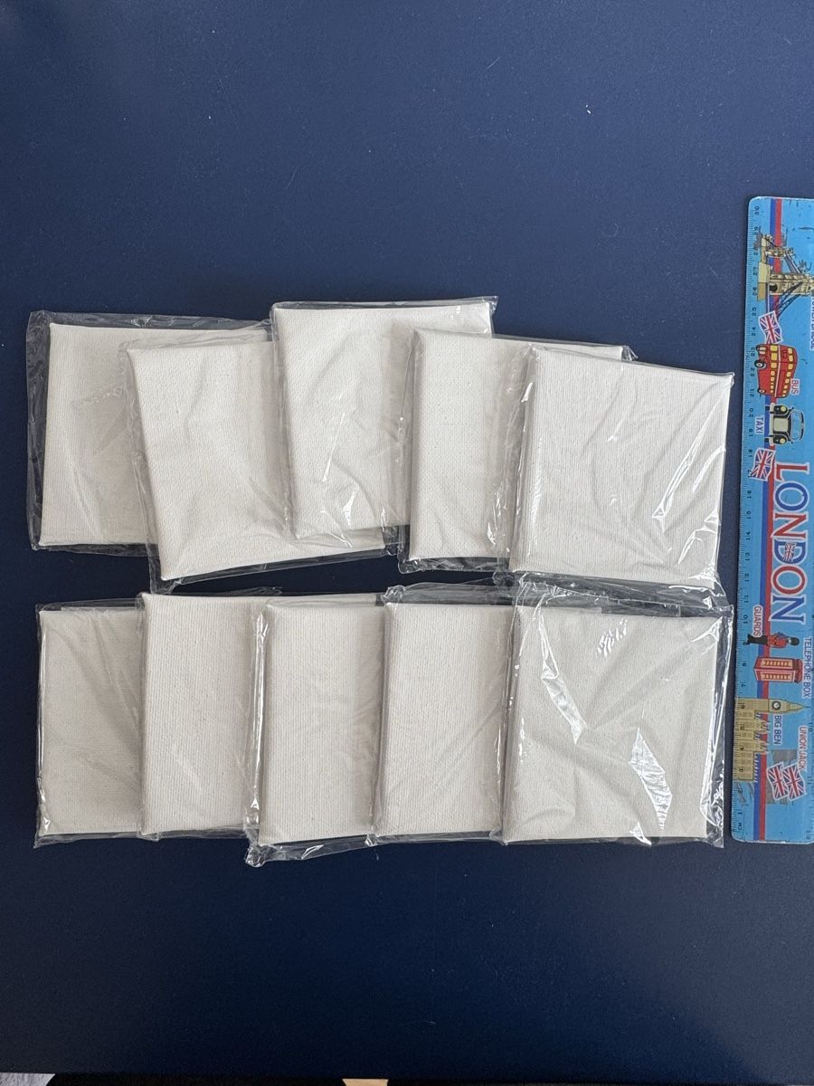 Bastelsets: Set Leinwände gepolstert – Neu und originalverpackt aus Buochs von nik_r7gm