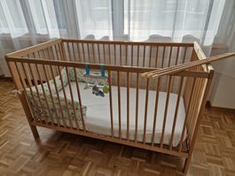 Kinderbett, inkl. Matratze & Zubehör, Top!