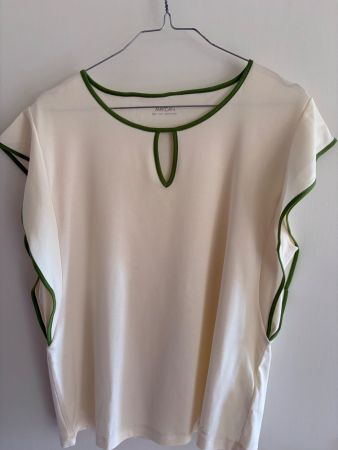 Damen T-Shirt Marc Cain weiss grün, neuwertig