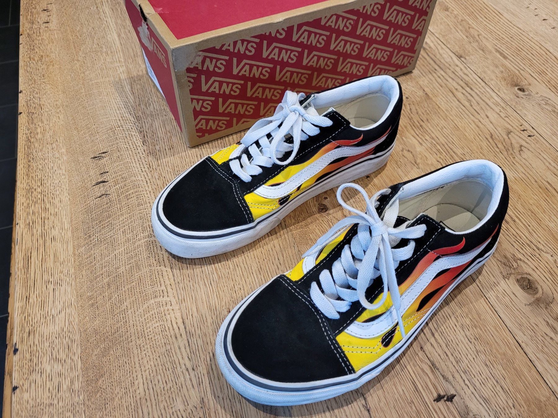 Vans Scarpe da uomo: Vans Old Skool (Grösse 38.5) – Usato da Rechthalten venduto da Strike10 3