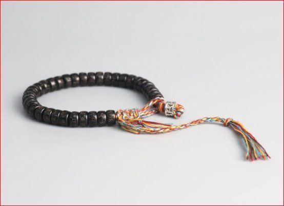 Armbänder & -reifen: Tibetisches Armband in Handarbeit – Neu und originalverpackt aus Burgdorf von XJ6 3