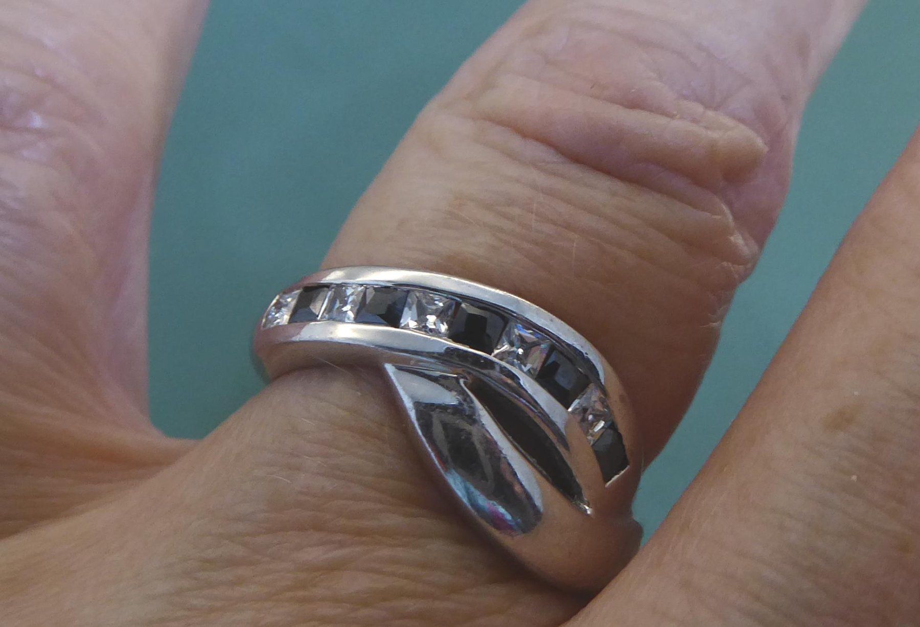 Anelli: Ring 925 Silber mit synthetischen Steinen – Usato da Muri AG venduto da silvermouse007