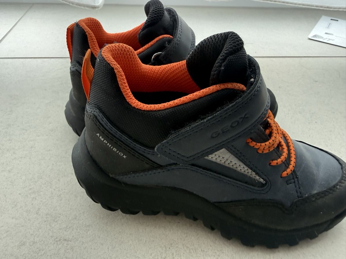 Geox Chaussures garçon: Geox Ambhibiox Gr.27 – D'occasion à Meisterschwanden par L8u4Em 2