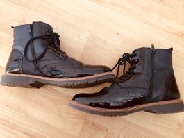 Schicke S.Oliver Herbst Boots, Lackleder, Grösse 42