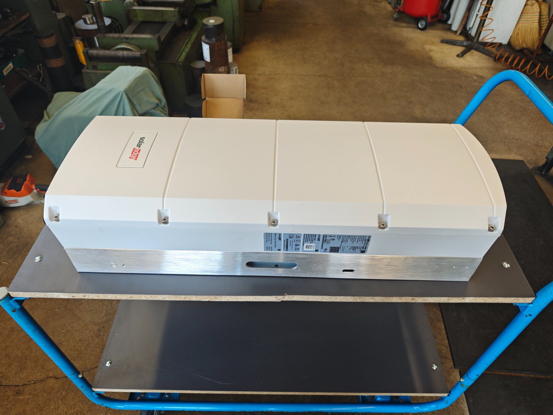 SolarEdge Inverter: Neuwertiger Solaredge Wechselrichter SE8K-RWB – Usato da Pfäffikon ZH venduto da 1252 5