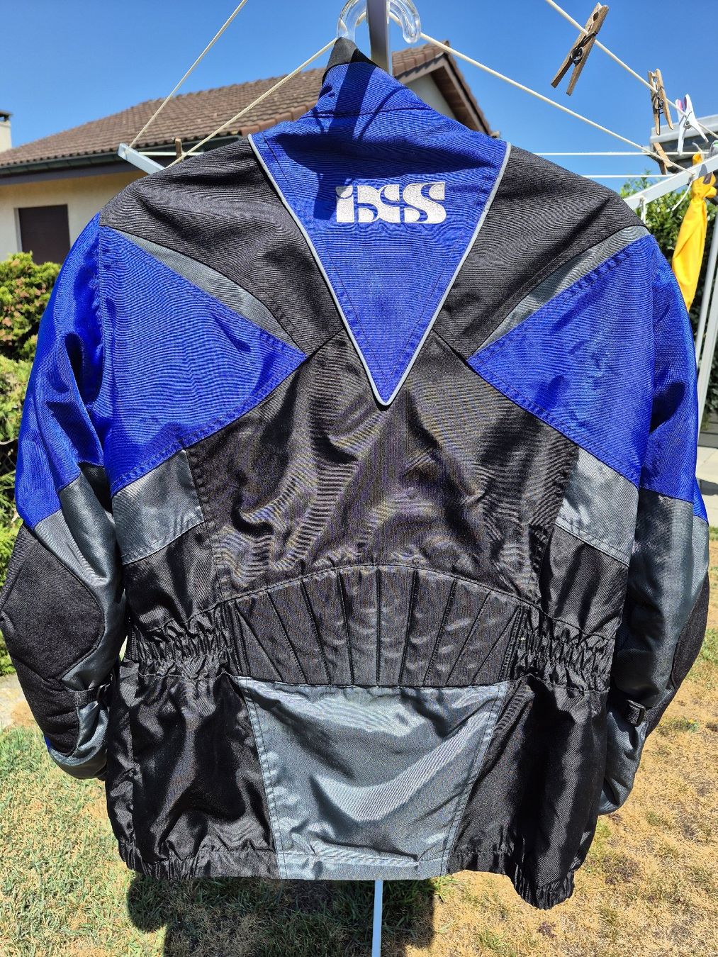IXS Ensembles & Tailleurs: Damen Motorrad-Bekleidung – D'occasion à Kriegstetten par eli_pz9b 1