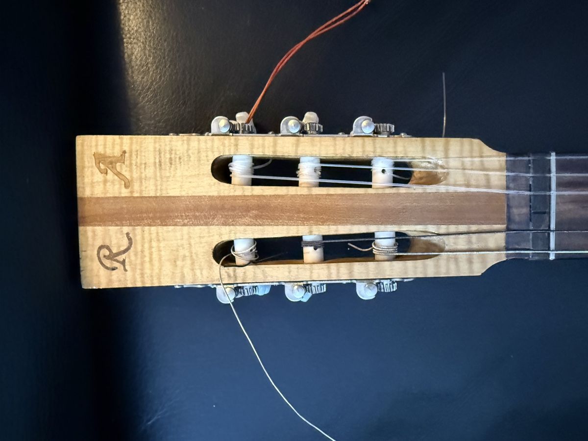 Musikinstrumente: Alte Gitarre A&R Halb Akustisch – Gebraucht aus Goldach von Messerguru 8
