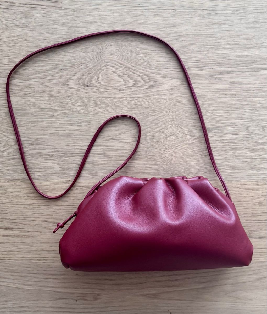 Sacs femmes: Chic burgundy leather handbag – Neuf (Voir description) à Zürich par ImaShela 2