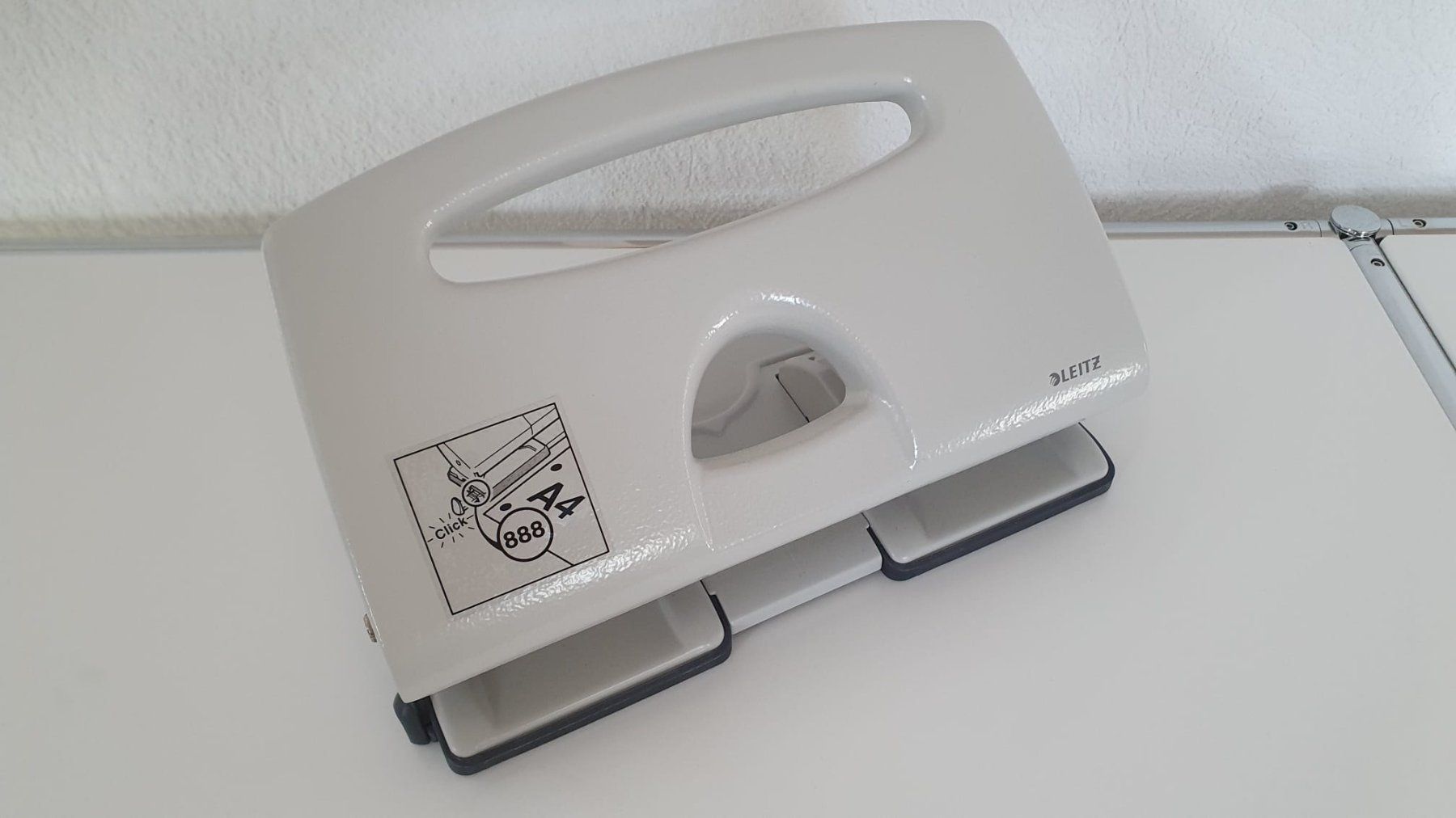 Leitz Tutti gli attrezzi: Perforatrice Leitz 4 trous – Nuovo (secondo la descrizione) da Vinelz venduto da baol13