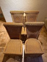 4 Rattanstühle