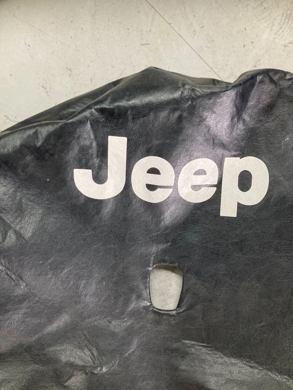 Jeep Alle Autoersatzteile: Original Jeep Wrangler  Reserverad Abdeckung - Schwarz, Top! – Gebraucht aus Cham von WB2223 1