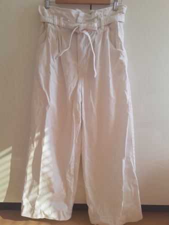 Pantalon d'été beige avec ceinture Zalando taille EUR 40