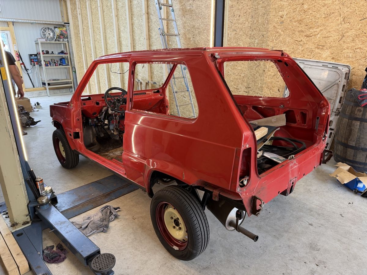 Fiat Autos: Fiat Panda 141a (1000ccm) – D'occasion à Niedergesteln par lbayard4 2