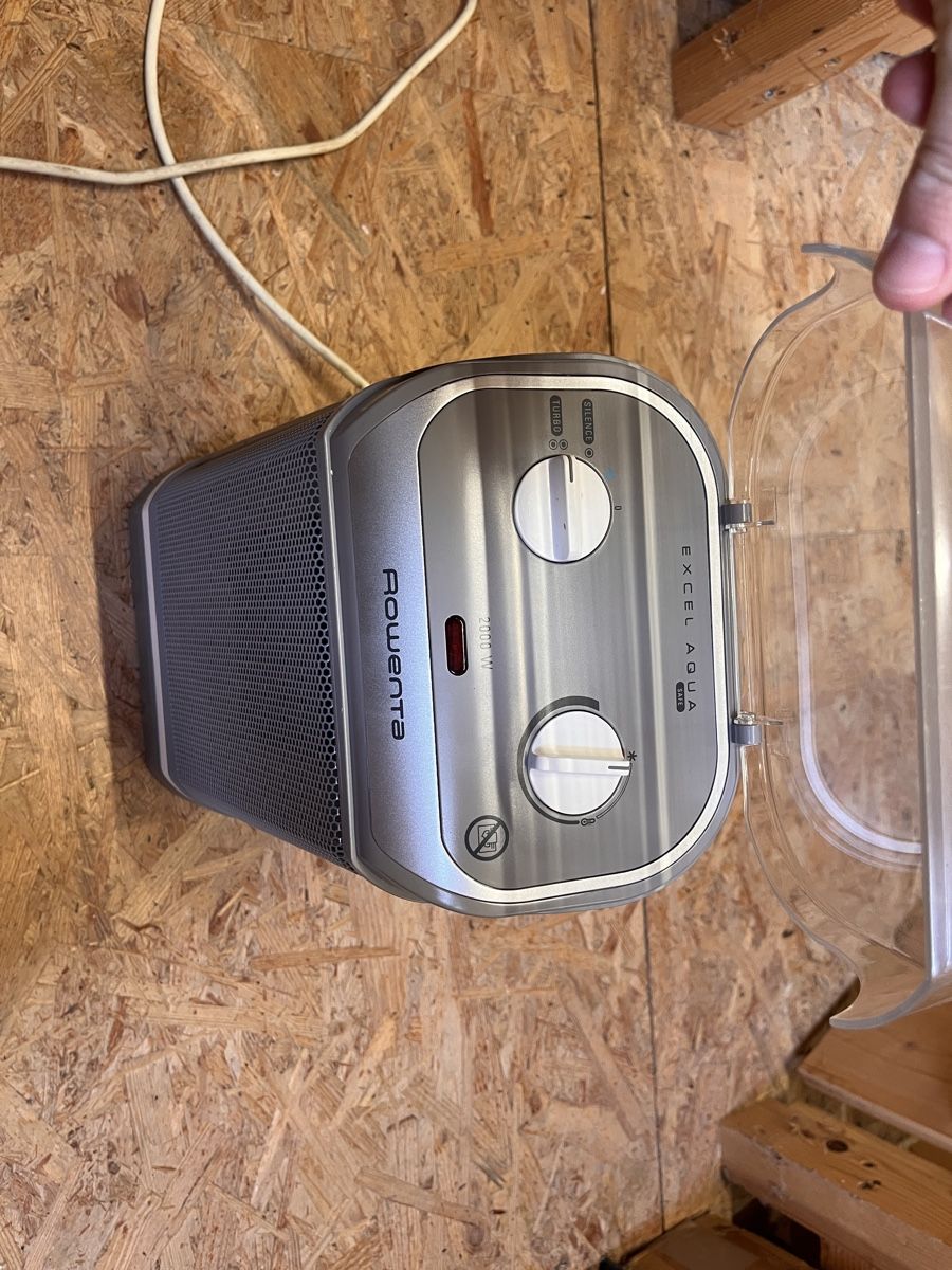 Rowenta Radiatori: Mobile Heizung Rowenta Excel Aqua 2000 W – Usato da Zürich venduto da fefu28 2