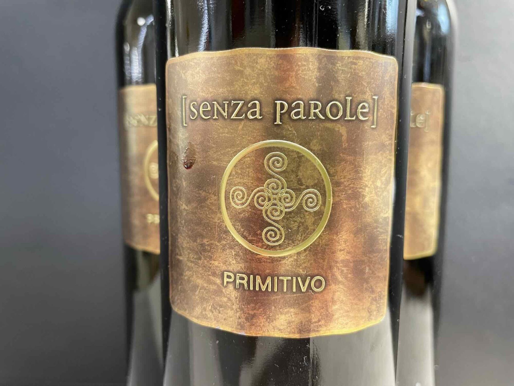 Vins: 🍷   12 Fl. Senza Parole, Primitivo – Neuf (Voir description) à Zürich par trashtussi 2