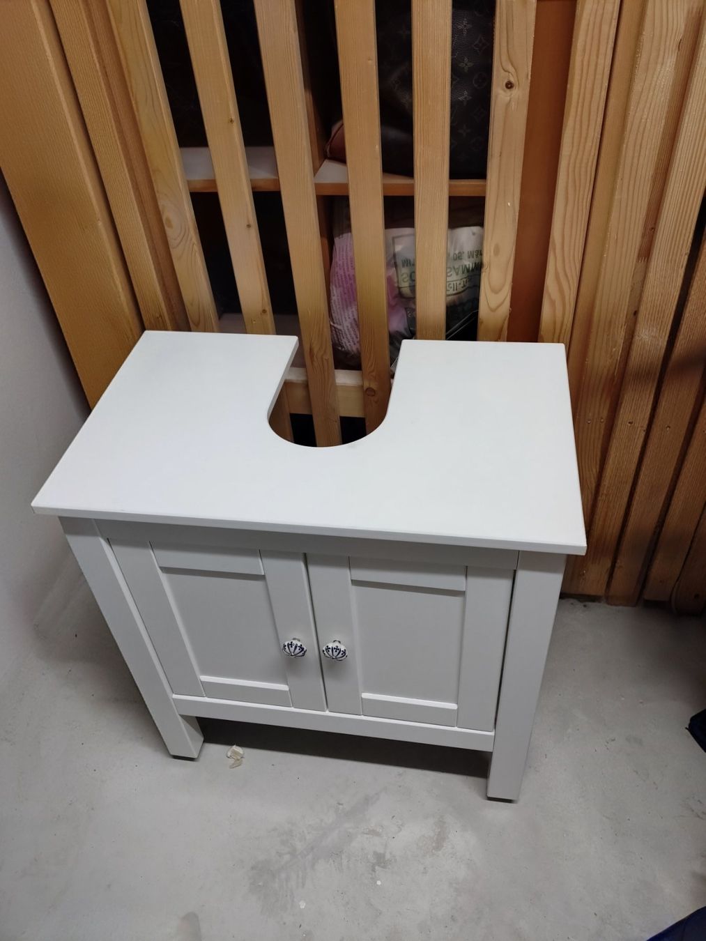 Ikea Installations & Meubles: Ikea HEMNES Waschbeckenunterschrank – D'occasion à Zürich par kak_9ssv 3