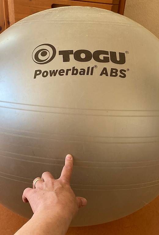 Togu Bälle: TOGU Powerball ABS XL Grau – Gebraucht aus Urdorf von Resumasa