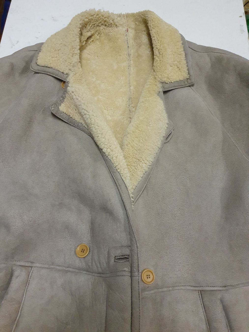 Manteaux: Lammfell Mantel XXL oder 3XL – D'occasion à Morbio Inferiore par lunaria
