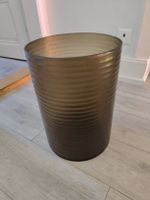 grosses Glasgefäss