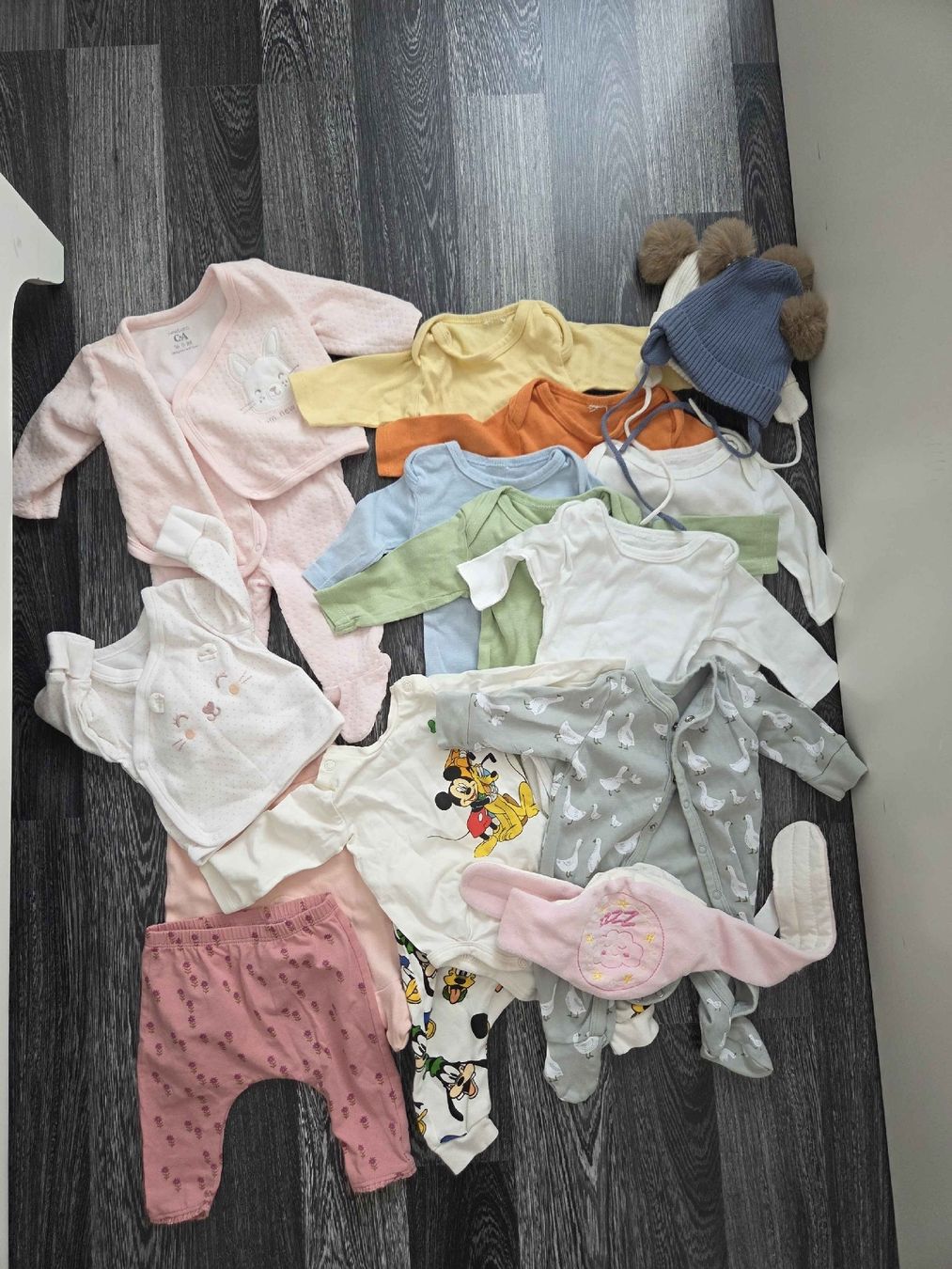 Lotti & Set di vestiti: Babykleider Set, Grösse 56 – Usato da Döttingen venduto da kla_2gxb