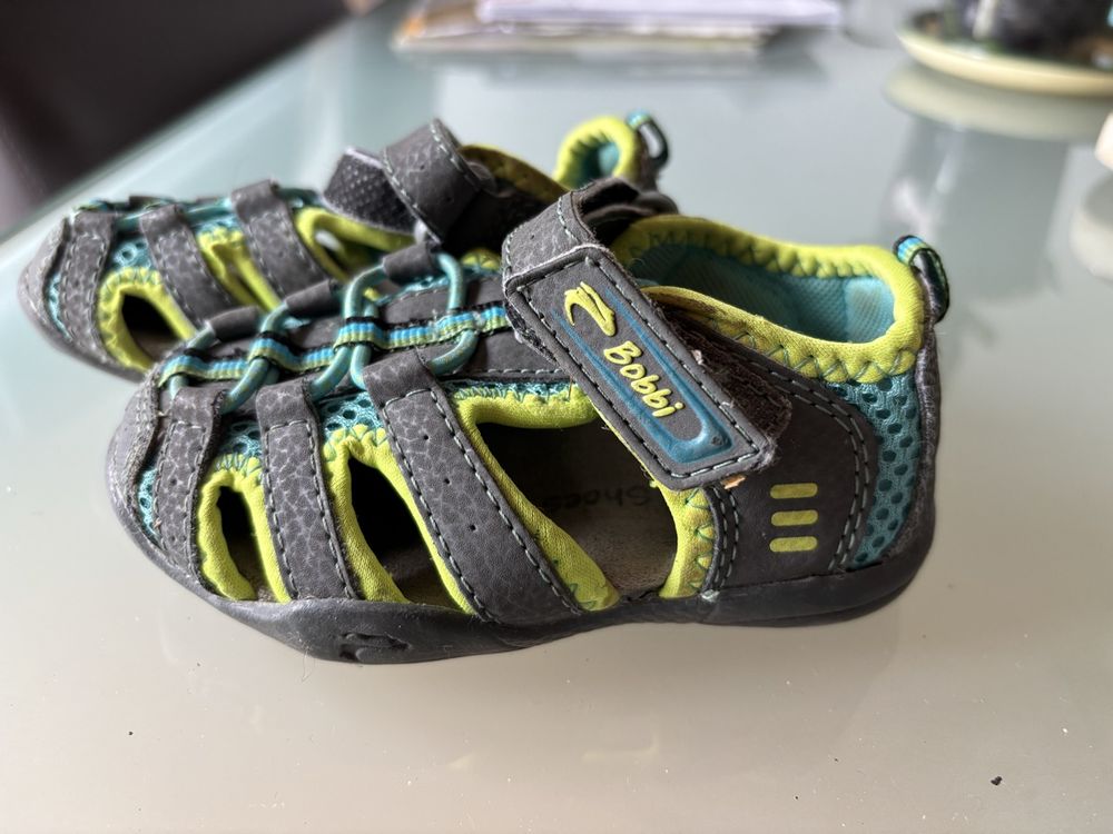 Scarpe per ragazzi: Kinder Sandalen Gross 21 – Usato da Bern venduto da Alexandro 1