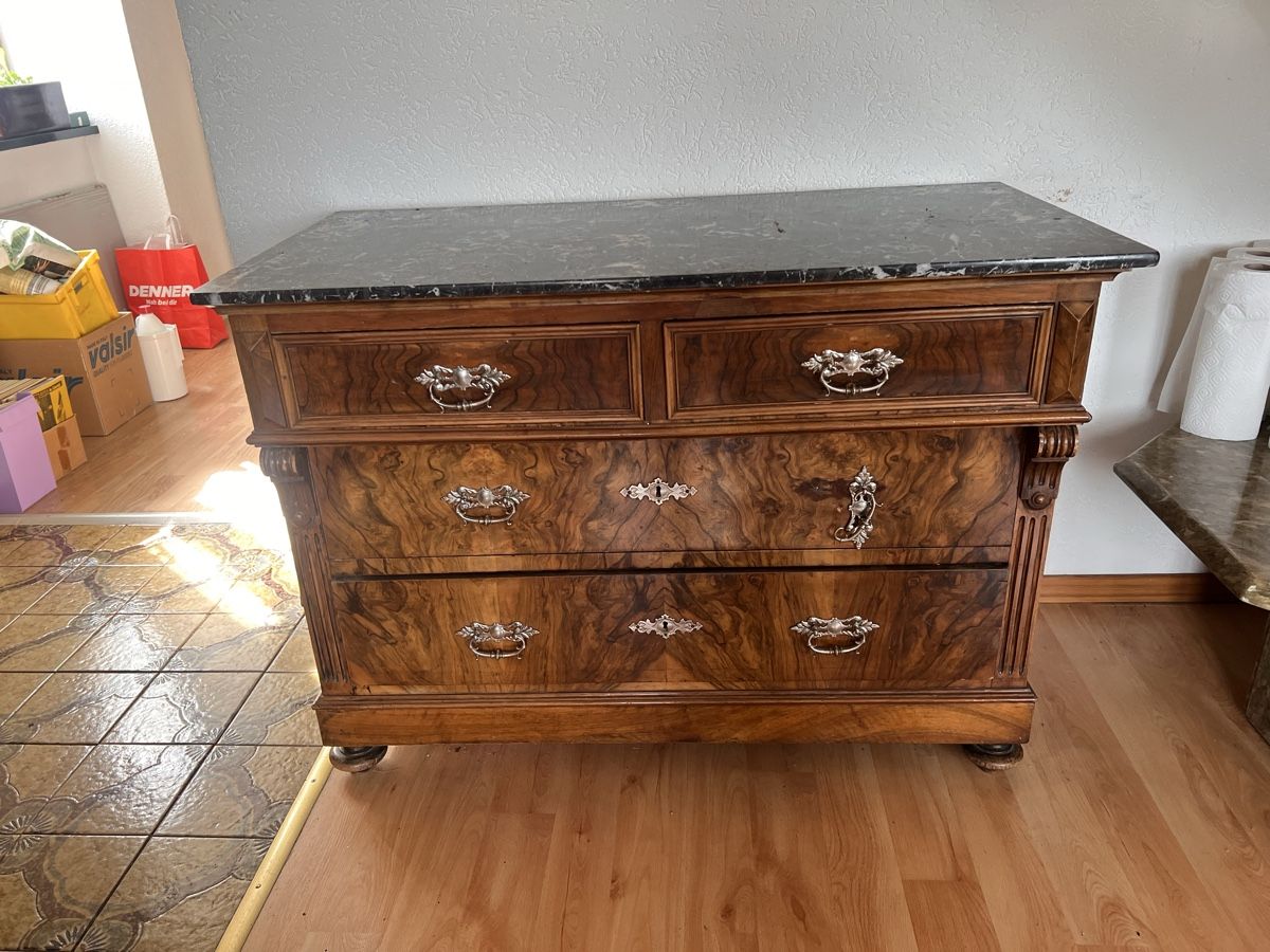 Cassettiere: Commode ancienne – Usato da glovelier venduto da juste_marie