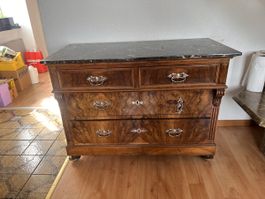 Commode ancienne