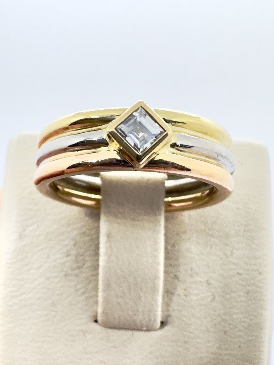 Ringe: 750/18 Karat Gold Ring mit 028 Ct Brillant – Gebraucht aus Murg von MTGold