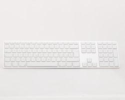 Matias Tastatur - FK318S-CH - Kabelgebunden - CH-RIC-ZB60005