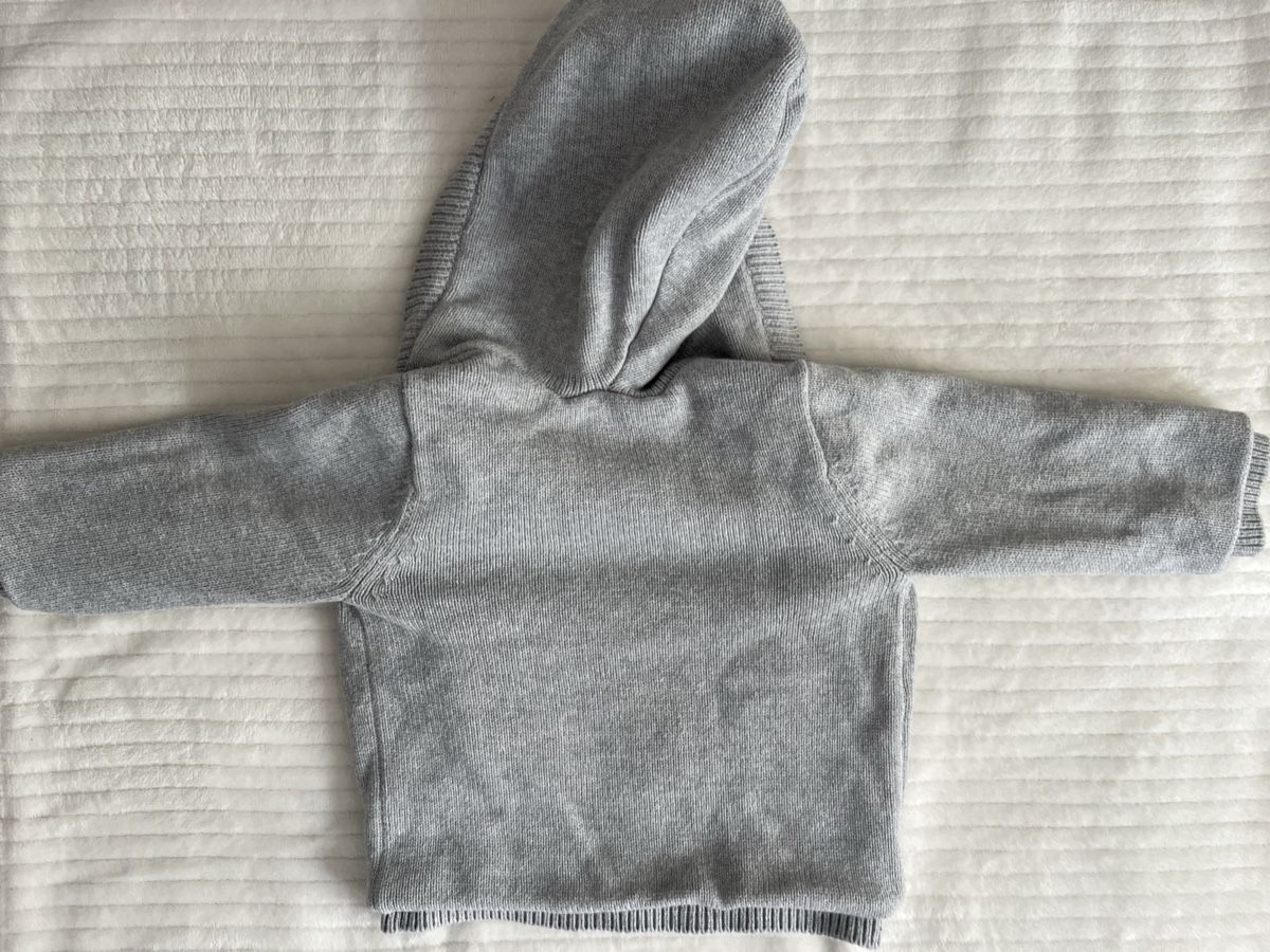 H&M Pullover & Sweatshirts: Baby Sweater with Hood – Neu (gemäss Beschreibung) aus Saas-Fee von Marienelly19 2