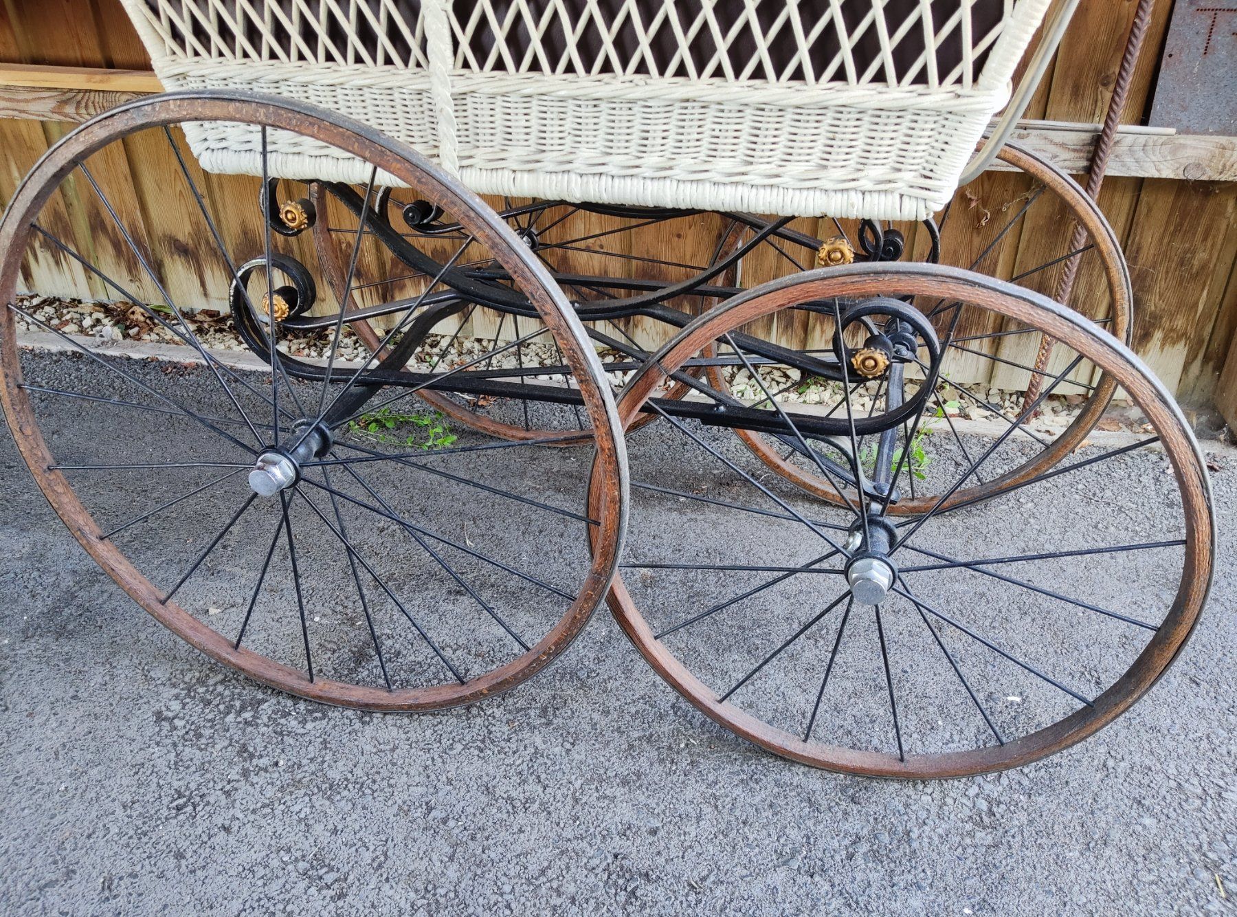 Kinderwagen: Ancienne poussette – Gebraucht aus Vicques von prairie0809 5
