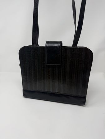 Handtasche Leder schwarz Marke Kuhn