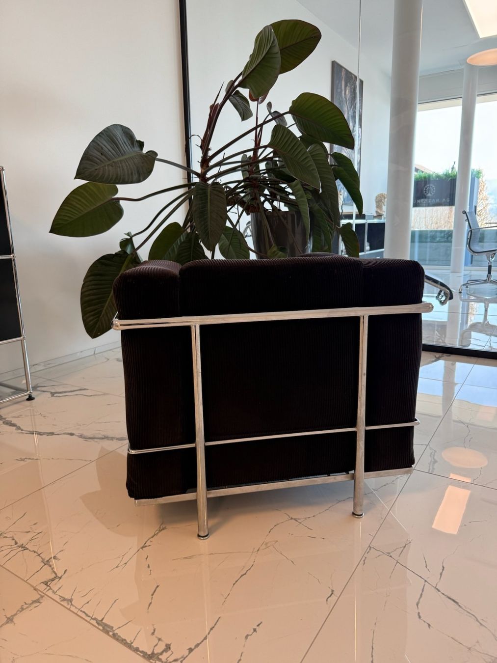 Cassina Poltrone: Cassina LC2 Sessel Cordstoff – Usato da Oberrieden venduto da Chelios7 3