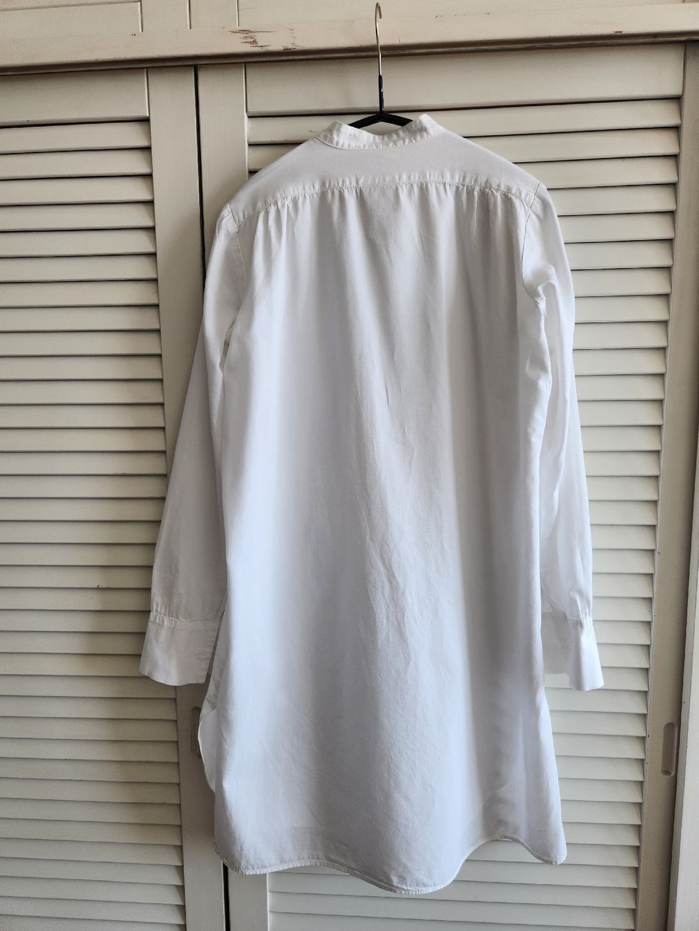 Blusen: CETTEeCINQUANTA 750 chemisier long coton blanc – Gebraucht aus Lausanne von man_rw9q 1