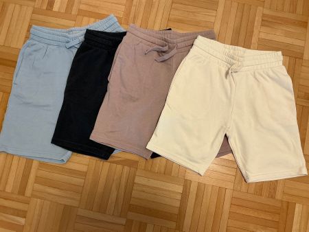 H&M Jogging Shorts Grösse 152 neuwertig 4 Farben