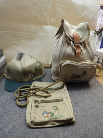 RUCKSACK +  HALSTASCHE + MUTZE MOTIV  TROLL SET 3 ART.  NEU