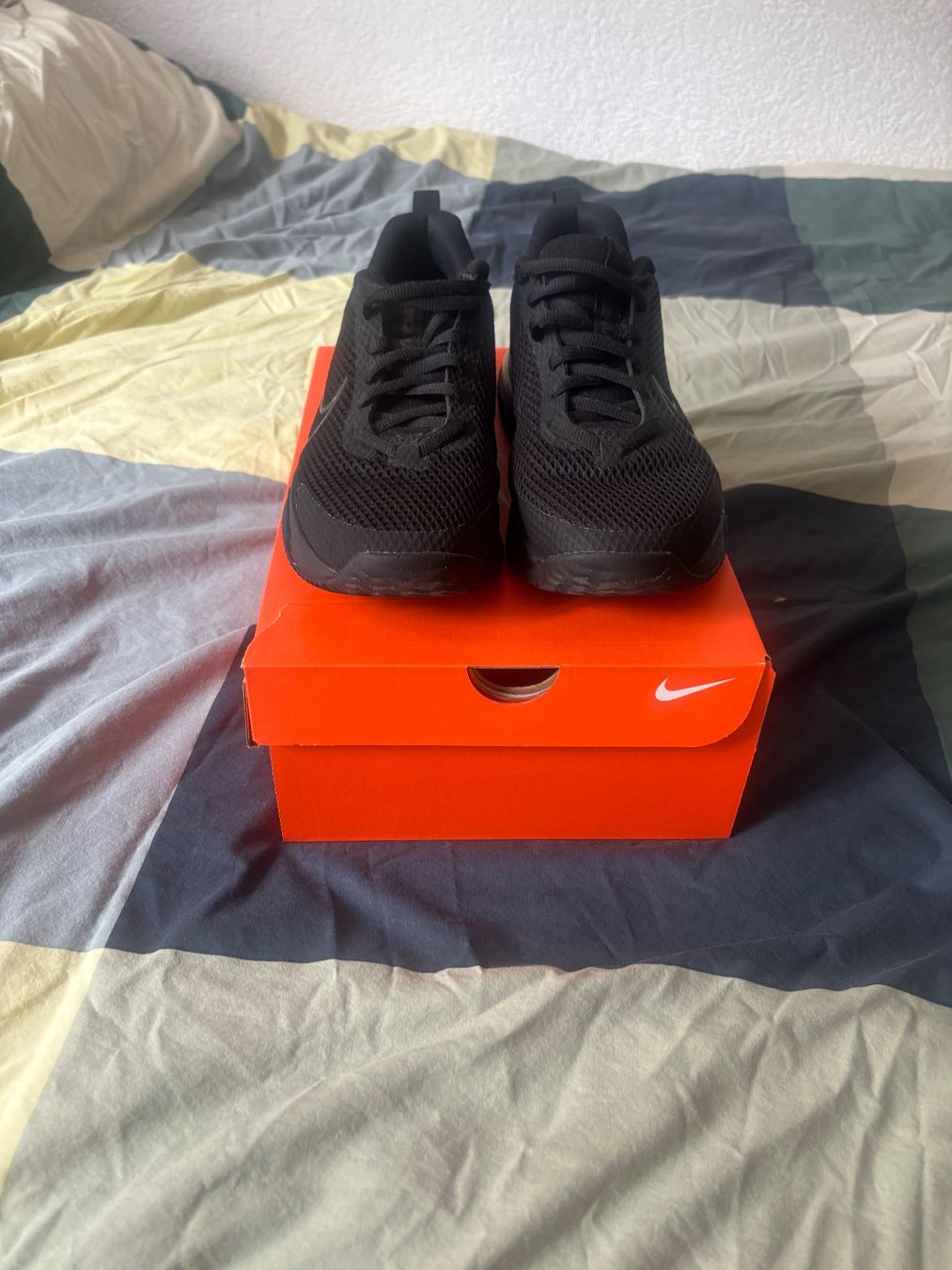 Nike Chaussures hommes: Nike Performance AIR MAX ALPHA 6 Grösse/Size 43 – D'occasion à Zürich par TristanAltwegg 1