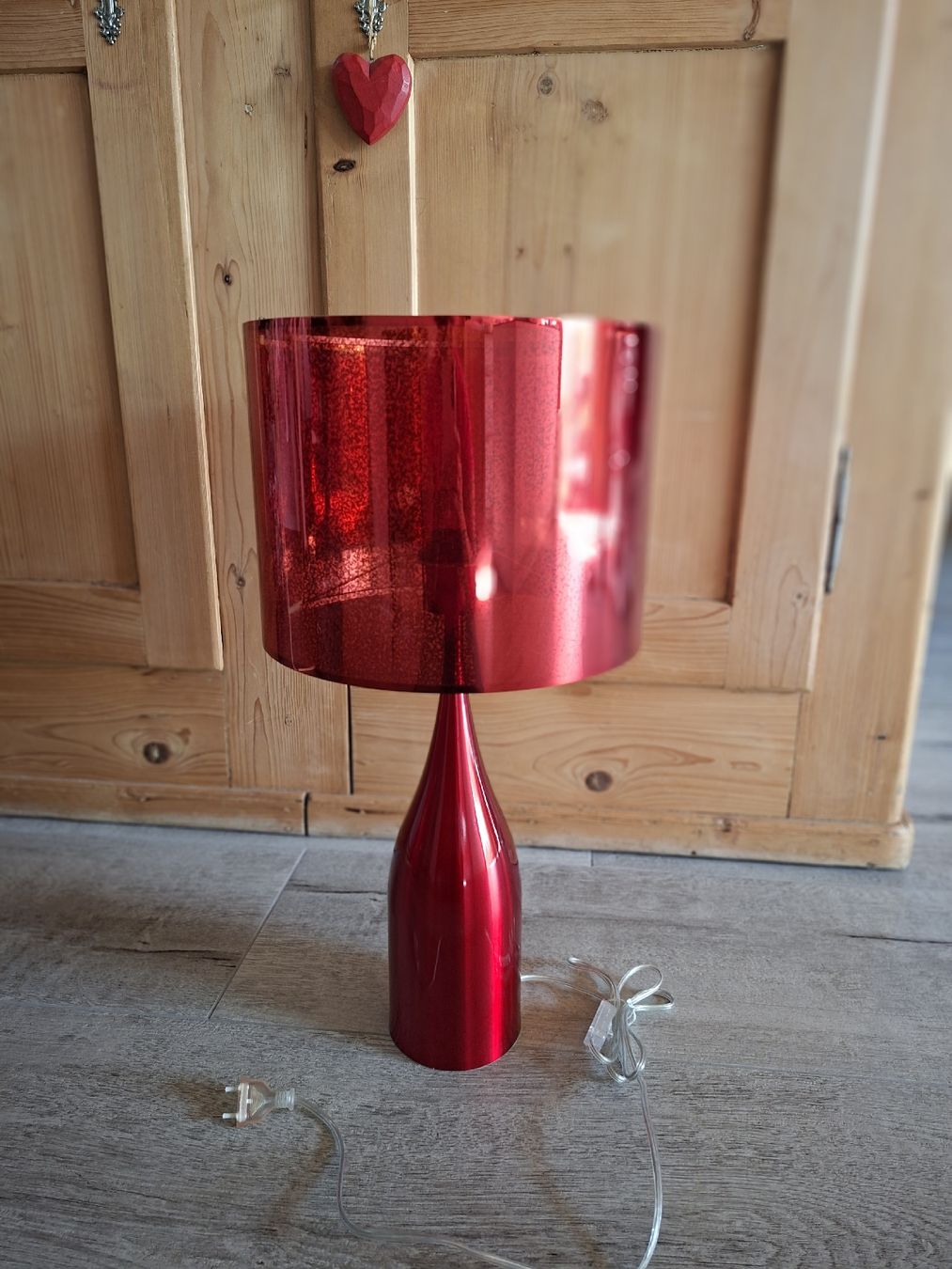 Lampen: rote Stehlampe, retro – Gebraucht aus Recherswil von fashionTrash 1