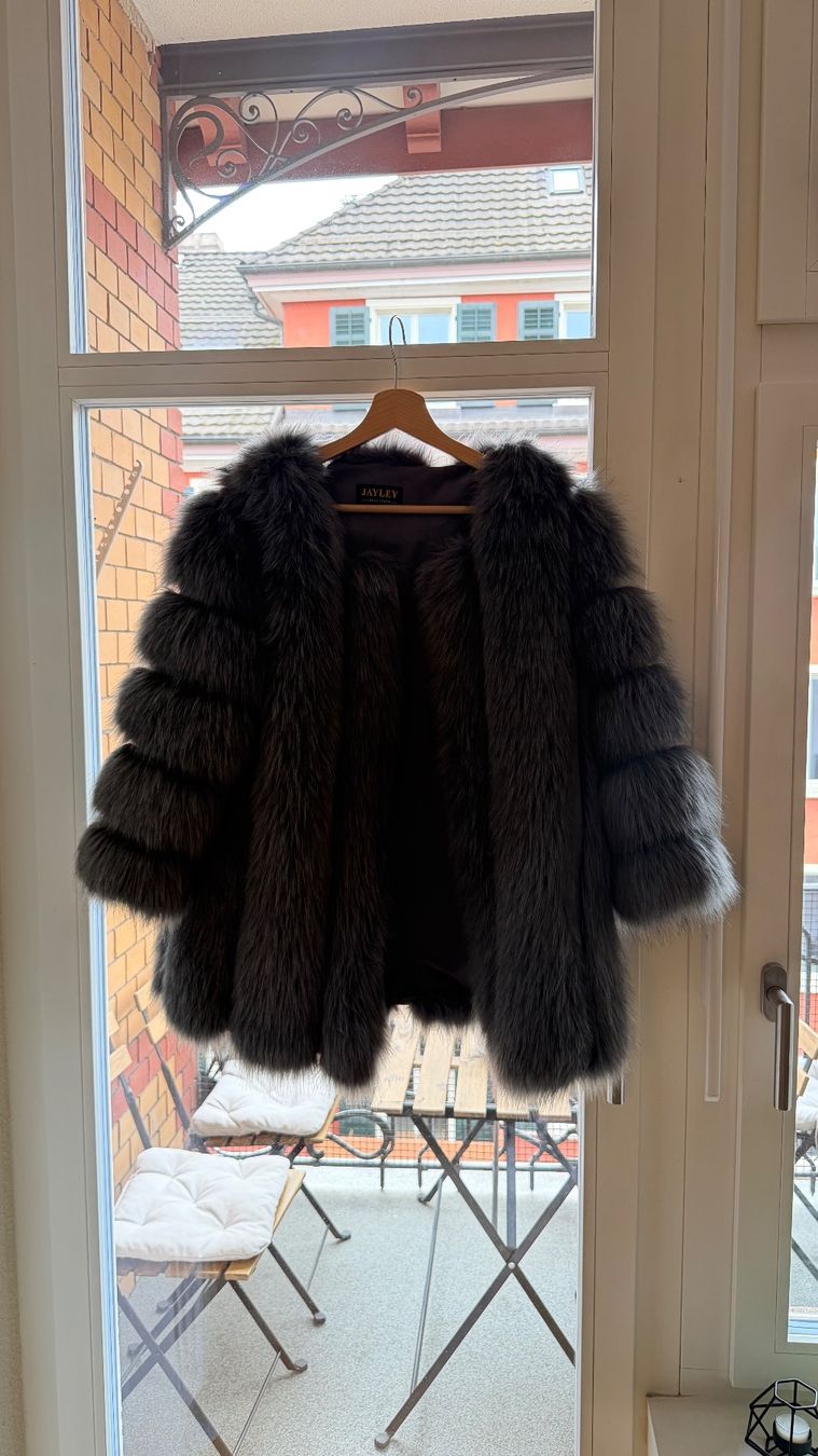 Giacche: Jayley collection faux fur – Usato da Zürich venduto da Nathalie1708 1