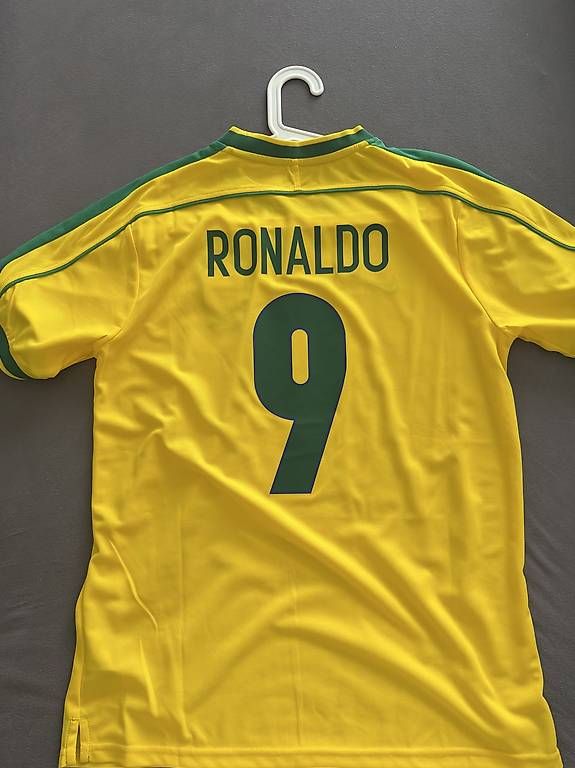 Leibchen & Hosen: Brasilien – Neu und originalverpackt aus Dottikon von francesco014 1