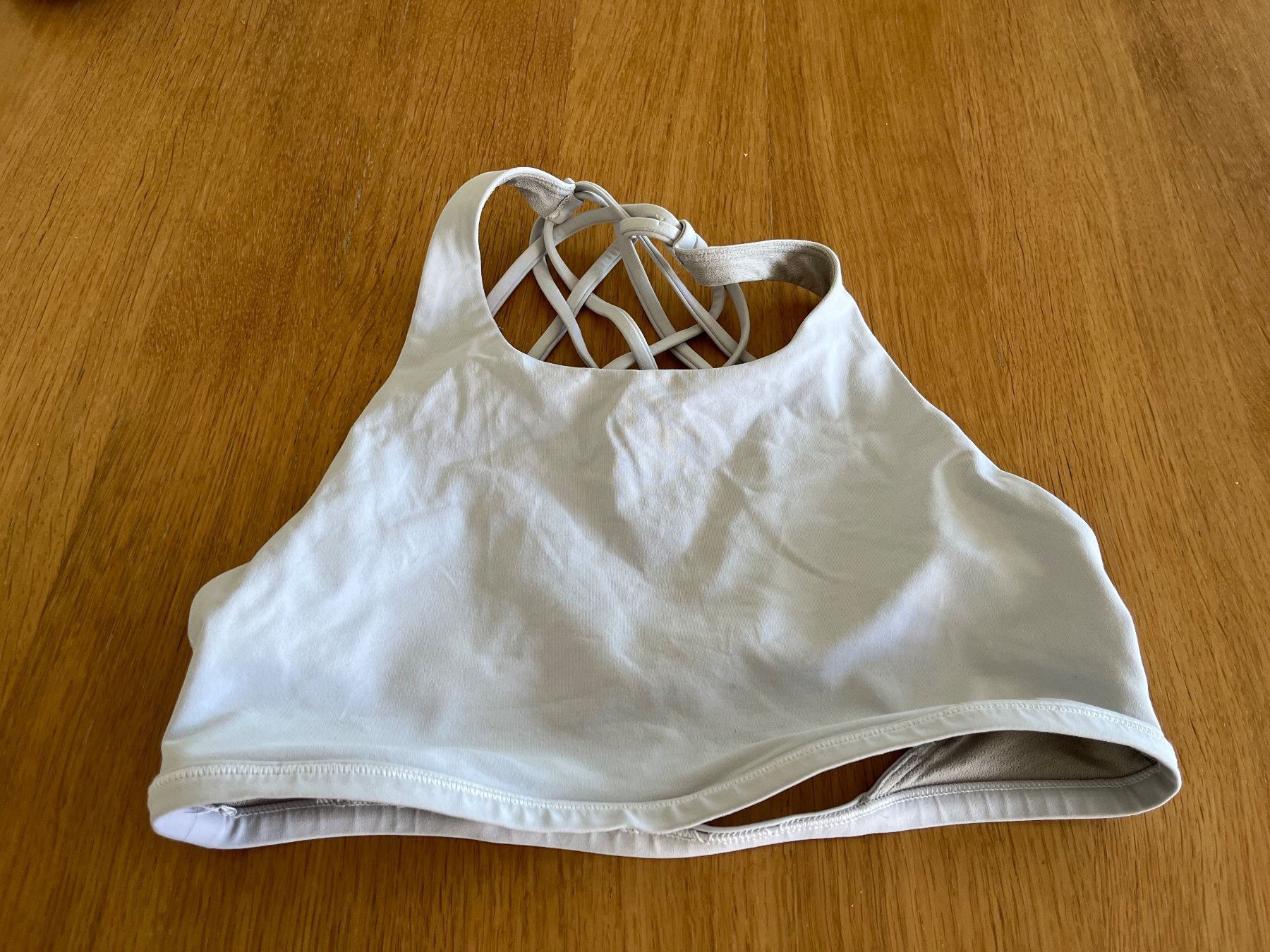 Lululemon Altra biancheria intima: Lululemon Bra Gr 8 – Usato da Hettlingen venduto da NorausWinti
