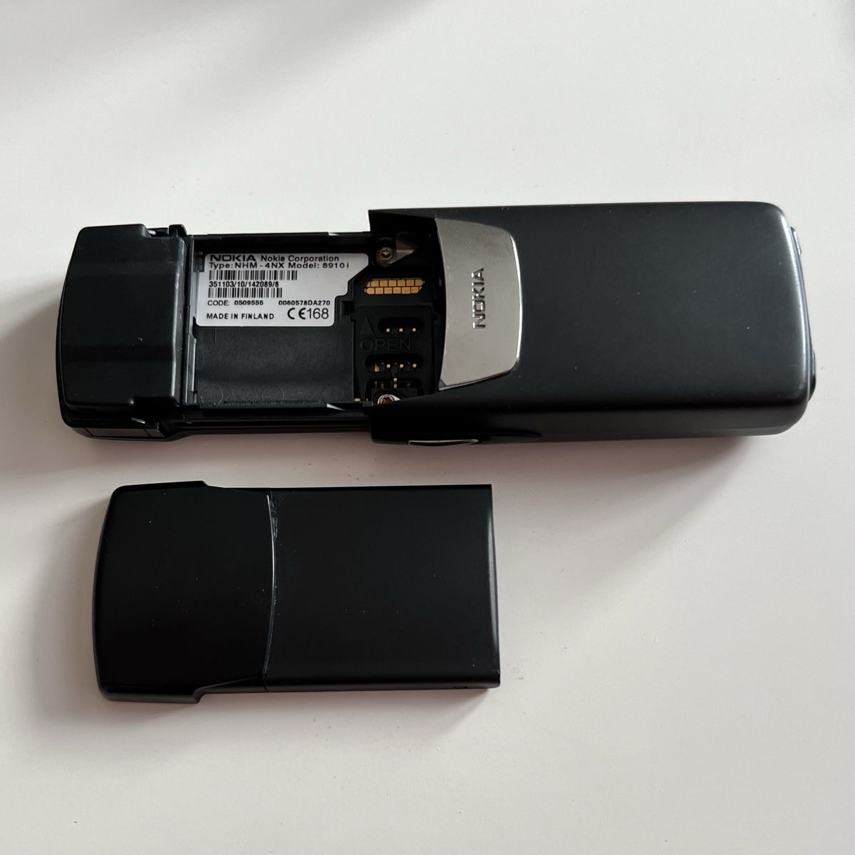 Nokia Handys / Smartphones: Nokia 8910i Full Set – Gebraucht aus Gossau SG von NUMOPOL 8
