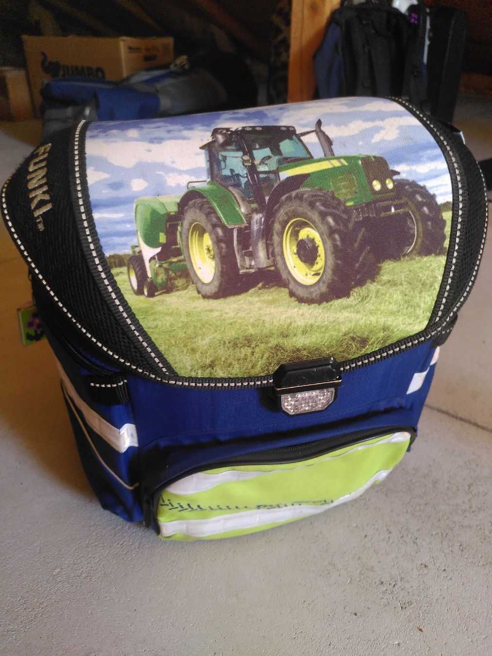 Funki Kindertaschen: John Deere Schulthek Schulrucksack – Gebraucht aus Stetten AG von mooncreek